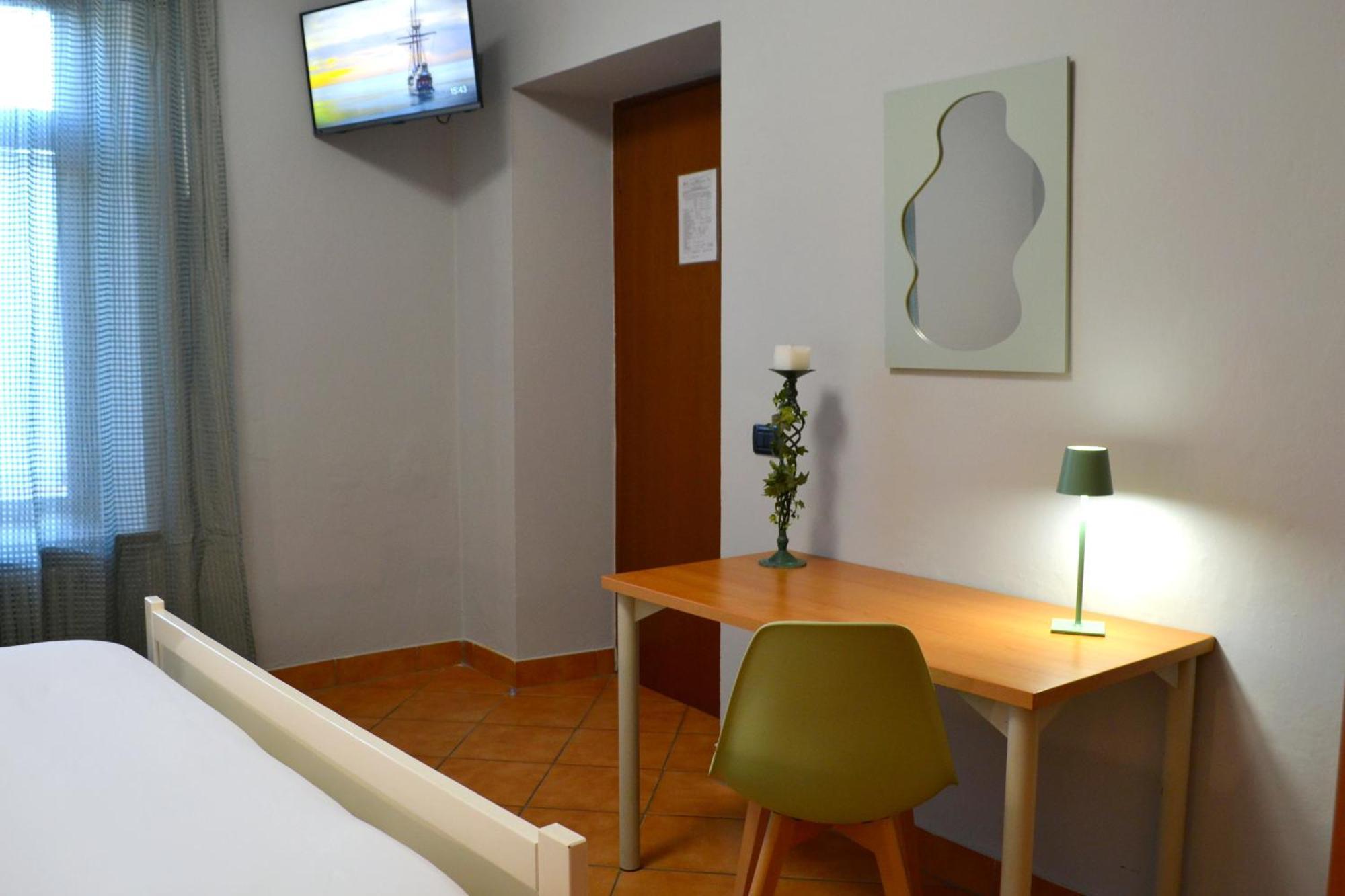 Domus Hotel Caselle Torinese Exterior photo